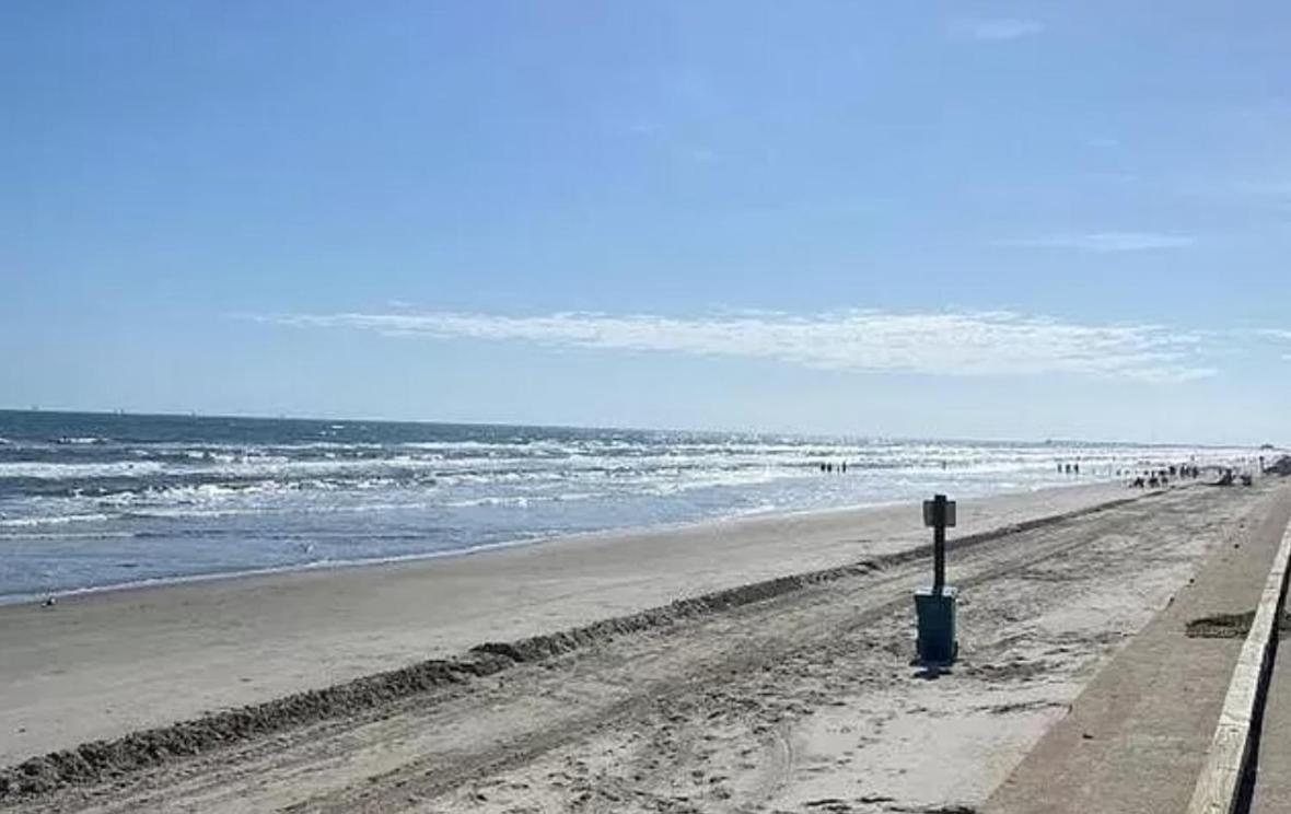 Cozy Beachside Condo With Pool View Corpus Christi Exterior foto
