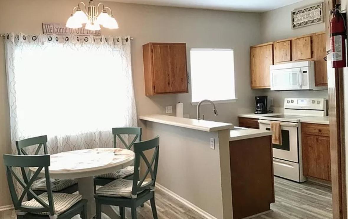 Cozy Beachside Condo With Pool View Corpus Christi Exterior foto